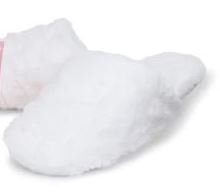 birthday-hamper-elegant-hamper-basket-hamper-delight-gift-hampers-slippers