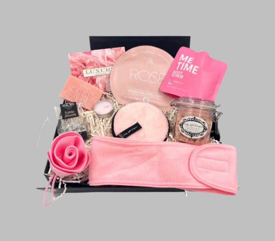 gift-box-for-her-birthday-hamper-hamper-delight-gift-hampers