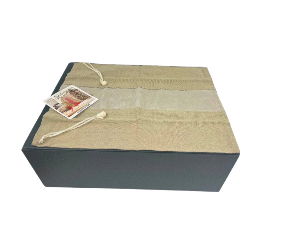 hamper-delight-gift-hampers-custom-gifts-elegant-laundry-bag