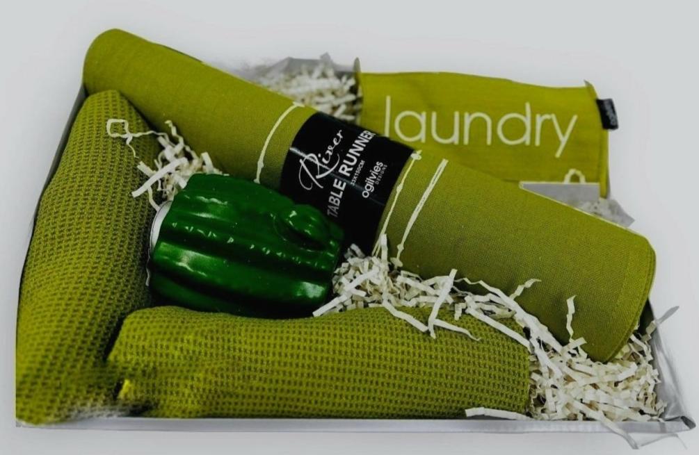 housewarming-gifts-green-cactus-hamper-delight-gift-hampers