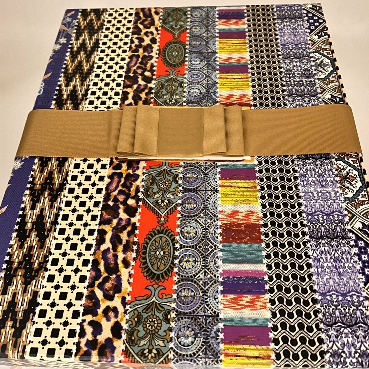 hamper-delight-gift-hampers-luxury-gift-hamper-for-her-lilly-box