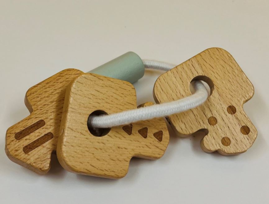 hamper-delight-gift-hampers-newborn-hampers-gift-teddy-bear-gif-keys