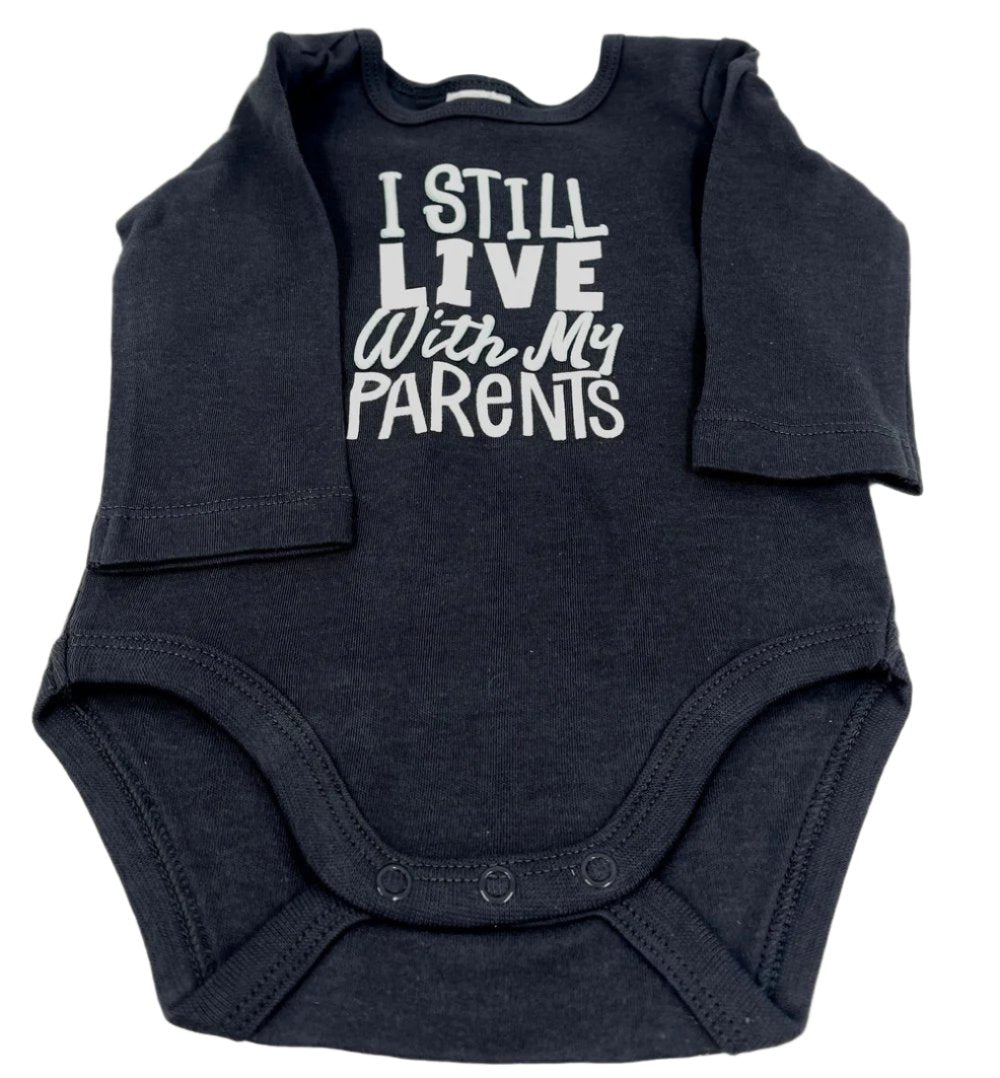 hamper-delight-gift-hampers-newborn-hampers-sweet-bambino-baby-boy-outfit