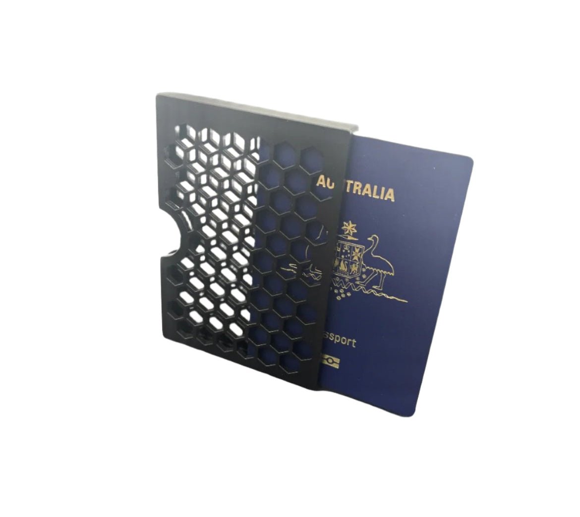 hamper-delight-gift-hampers-passport-holder