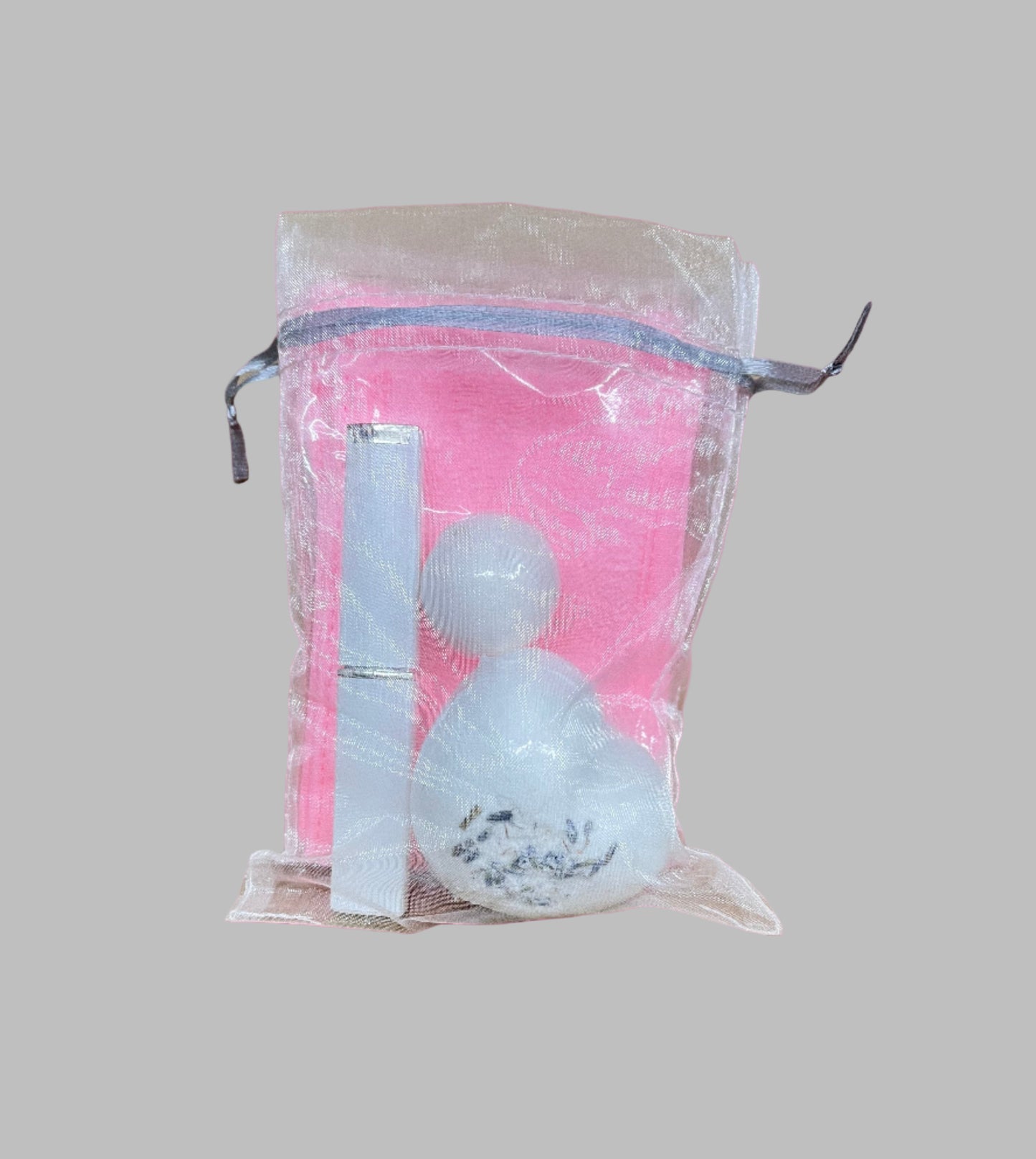 hamper-delight-gift-hampers-pinky-white-gift-bag