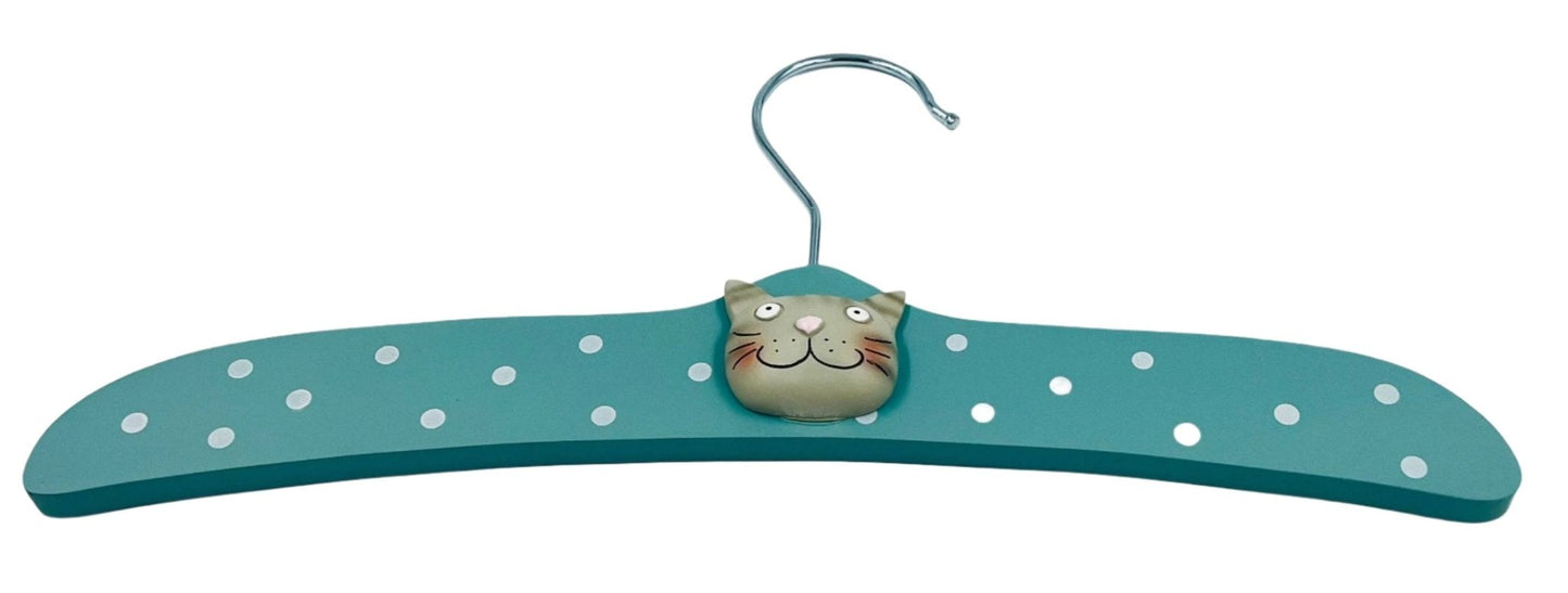 newborn-hampers-baby-coat-hanger-hamper-delight-gift-hampers
