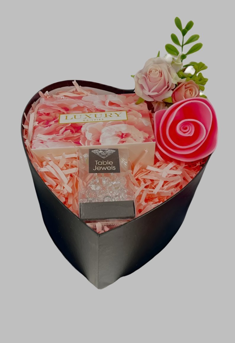 anniversary-gift-hamper-for-her-bling-hamper-delight-gift-hampers