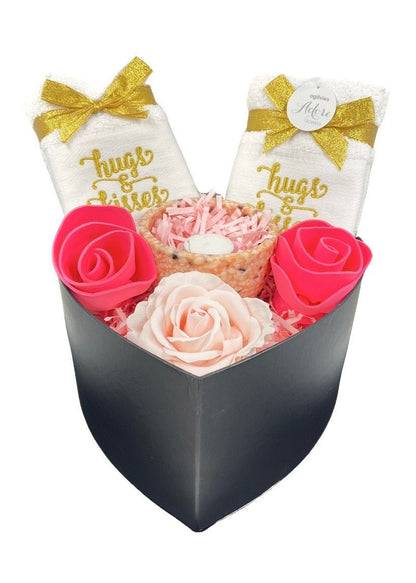 Anniversary-gift-hamper-for-her-sweet-heart-lazy-gift-hamper