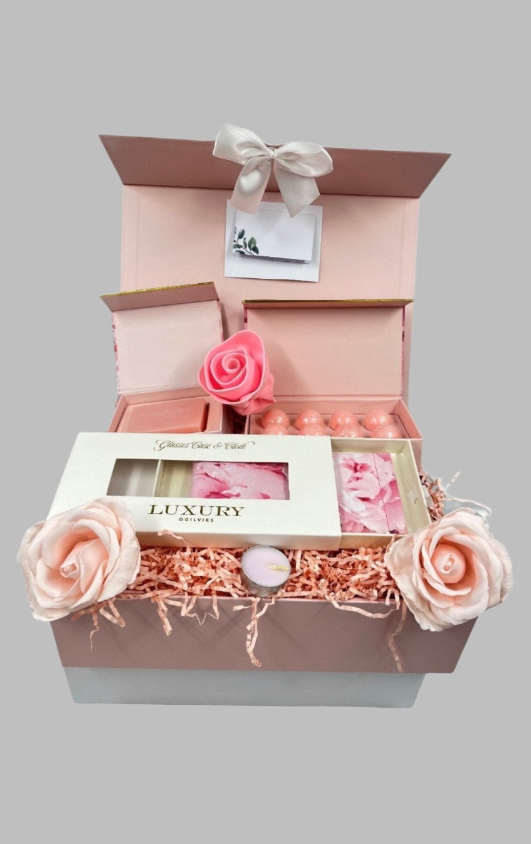 Gift-hamper-for her-Rose-pamper-gift-Lazy-gift-hampers