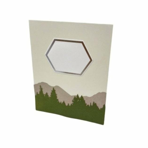 gift-hamper-blank-card-for-him-lazy-gift-hampers-green-trees