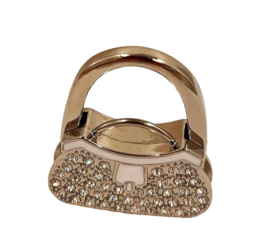 gifts-for-travellers-travel-bye-hook