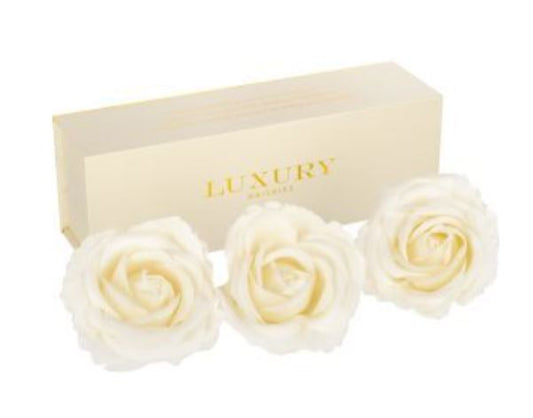 hamper-delight-gift-hampers-custom-gifts-luxury-rose-petals