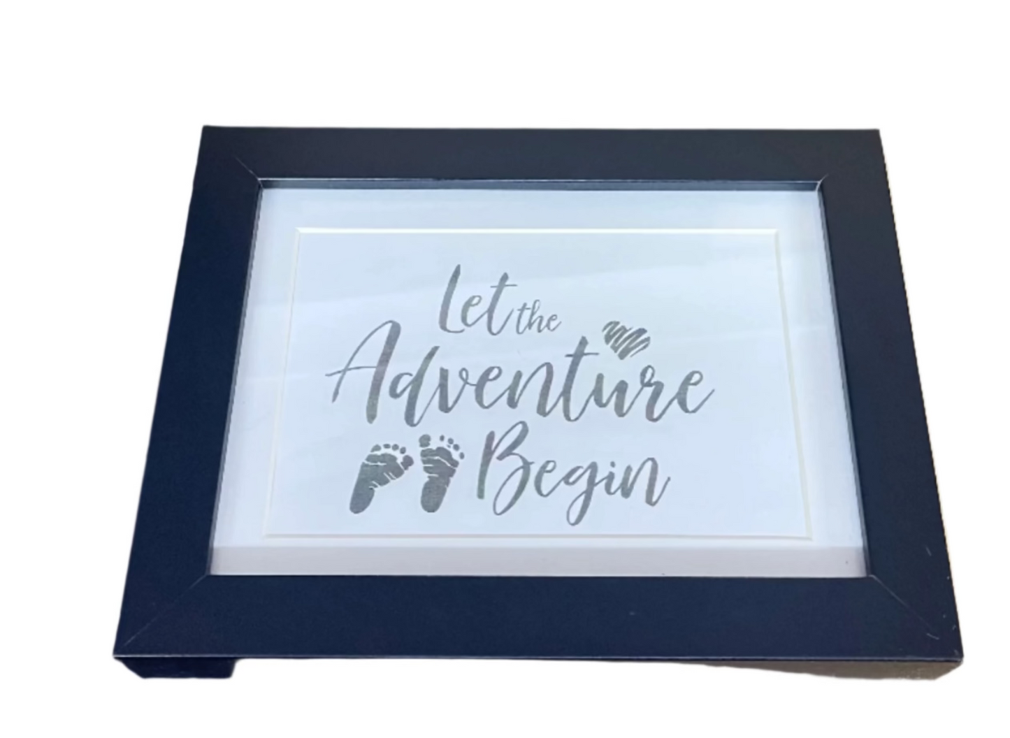 hamper-delight-gift-hampers-custom-gifts-newborn-gift-frame