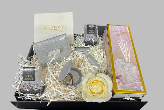 hamper-delight-gift-hampers-luxury-gift-hamper-silver-glamour-box