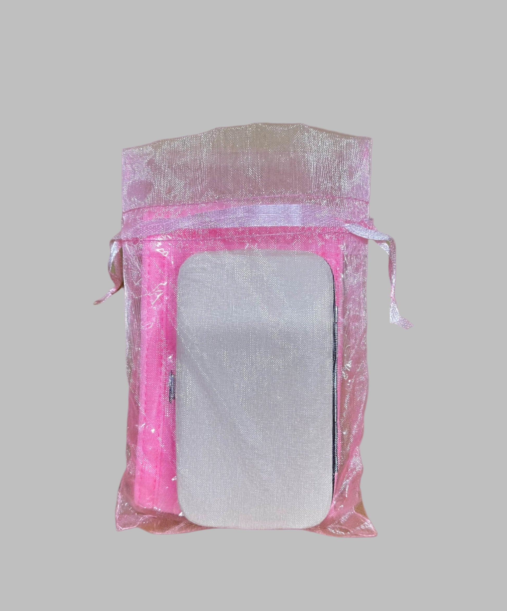 hamper-delight-gift-hampers-nailuxe-essentials-gift-bag