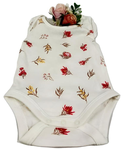hamper-delight-gift-hampers-newborn-hampers-gift-teddy-bear-gift-outfit