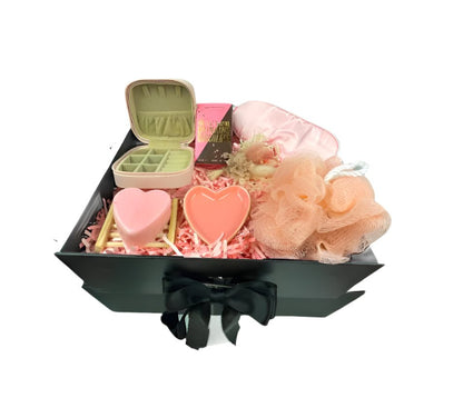 luxury-gift-hamper-hamper-delight-gift-hampers-box