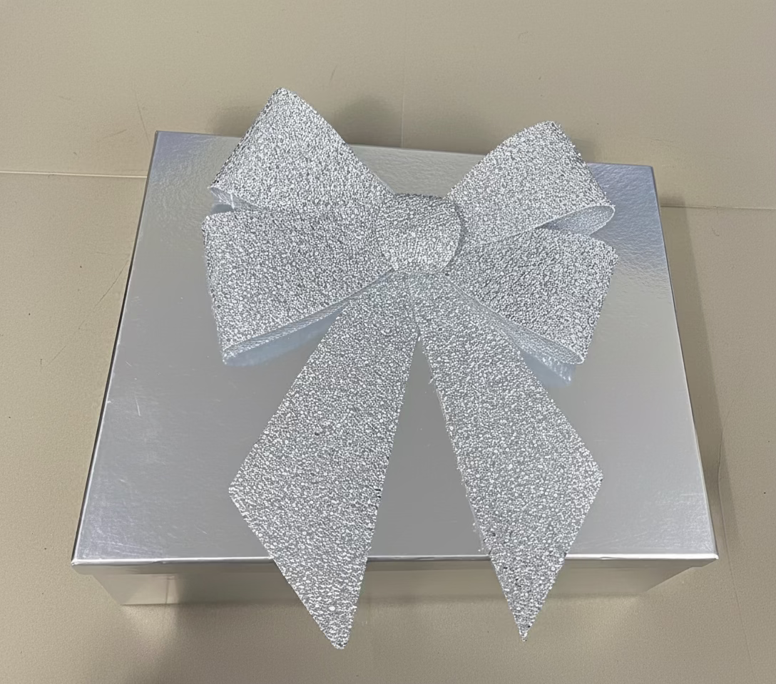 luxury-silver-christmas-hamper-for-her-box