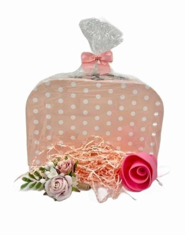 newborn-hamper-gift-baby-girl-hamper-delight-gift-hampers-case