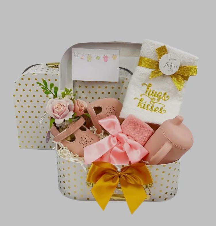 Newborn-Gift-Hamper-Hugs-and-Kisses-lazy-gift-hampers