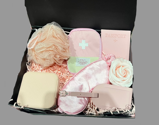 pink-travel-gift-hamper-for-her-hamper-delight-gift-hampers